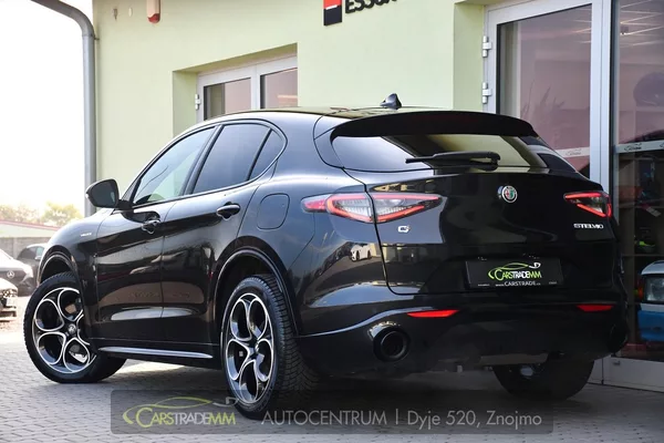 Alfa Romeo Stelvio 2,2 D 16V 210k Veloce AT8-Q4 - foto 3