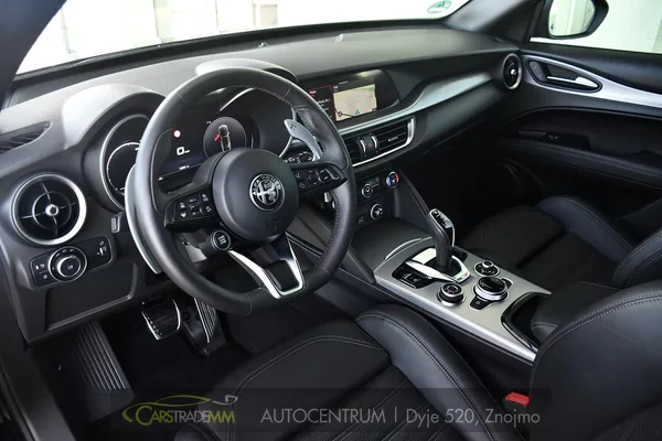 Alfa Romeo Stelvio 2,2 D 16V 210k Veloce AT8-Q4 - foto 9