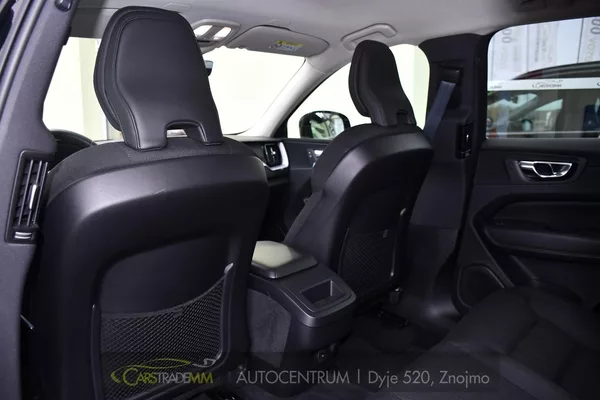 Volvo XC60 B4 AWD - foto 12