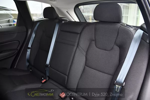 Volvo XC60 B4 AWD - foto 14