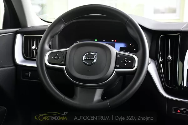 Volvo XC60 B4 AWD - foto 25
