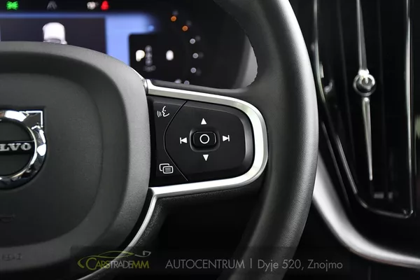 Volvo XC60 B4 AWD - foto 27