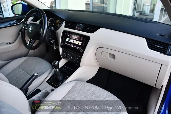 Škoda Octavia 1,6TDi STYLE - foto 14
