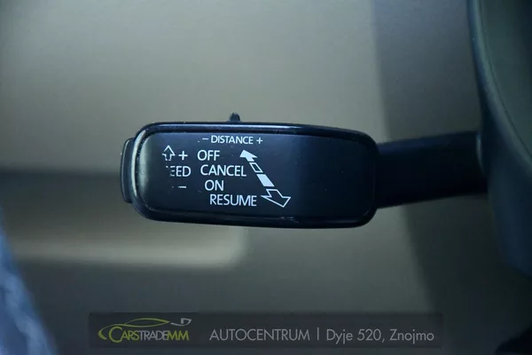 Škoda Octavia 1,6TDi STYLE - foto 31