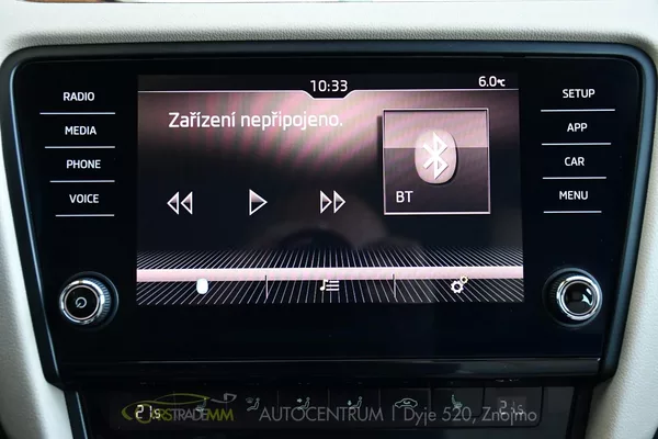 Škoda Octavia 1,6TDi STYLE - foto 39