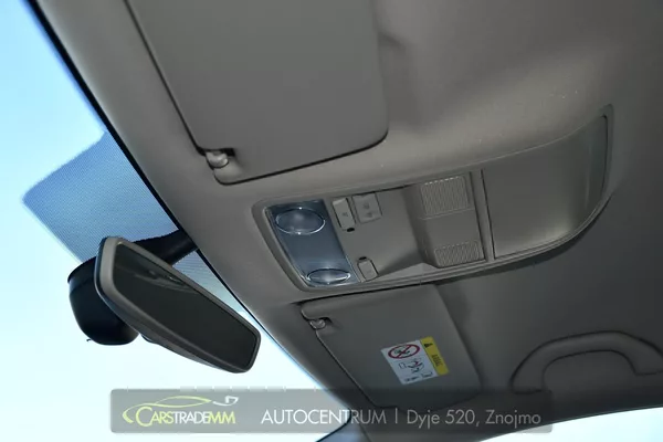 Škoda Octavia 1,6TDi STYLE - foto 45