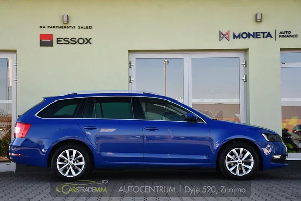 Škoda Octavia 1,6TDi STYLE - foto 6