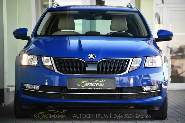 Škoda Octavia 1,6TDi STYLE - foto 8