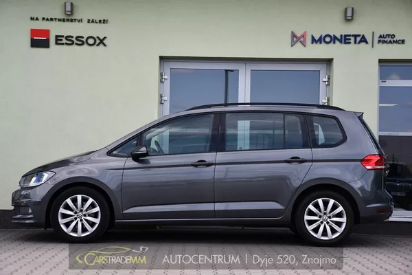 Volkswagen Touran 2.0TDi DSG TAŽNÉ 2xKOLA - foto 3