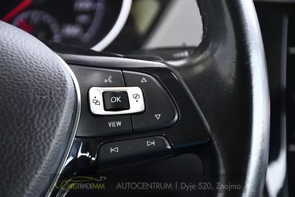 Volkswagen Touran 2.0TDi DSG TAŽNÉ 2xKOLA - foto 31