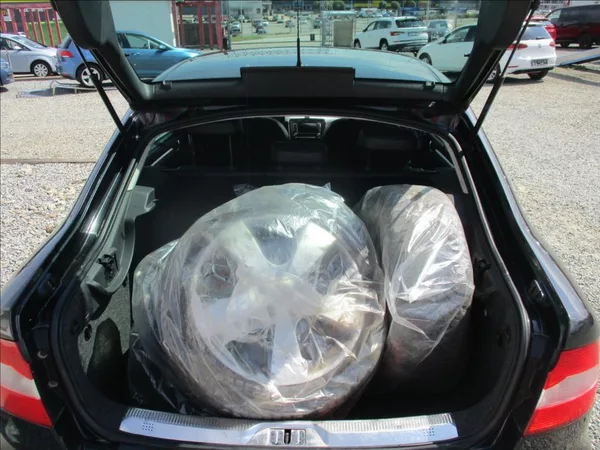 Škoda Superb 2,0 TDi, Eleg.aut,klim s.kn,CZ - foto 10