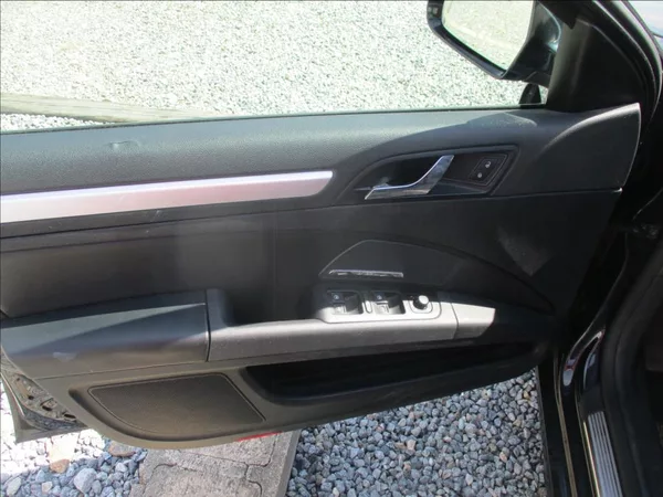 Škoda Superb 2,0 TDi, Eleg.aut,klim s.kn,CZ - foto 14