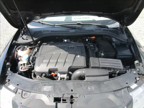 Škoda Superb 2,0 TDi, Eleg.aut,klim s.kn,CZ - foto 27
