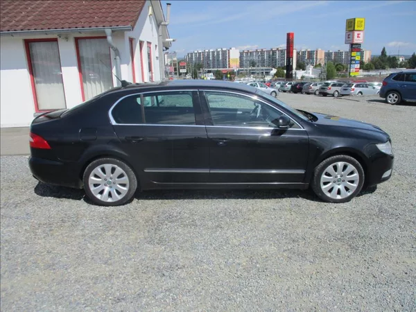Škoda Superb 2,0 TDi, Eleg.aut,klim s.kn,CZ - foto 5