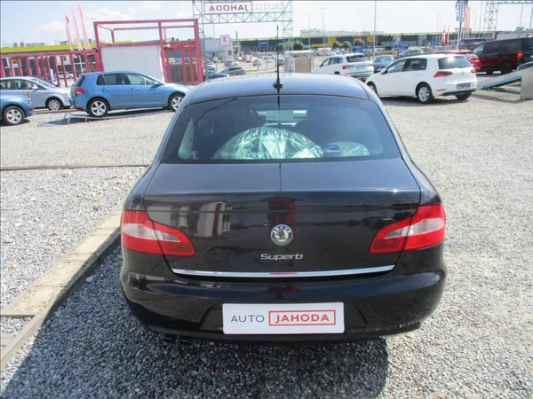 Škoda Superb 2,0 TDi, Eleg.aut,klim s.kn,CZ - foto 7