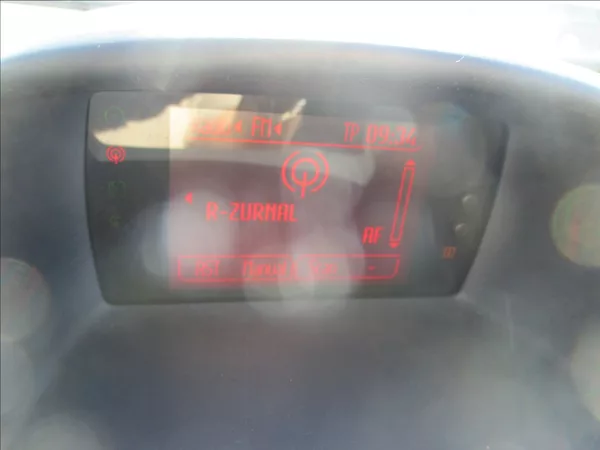 Ford Fiesta 1,2 i, aut.klima, serv.kniha, - foto 15