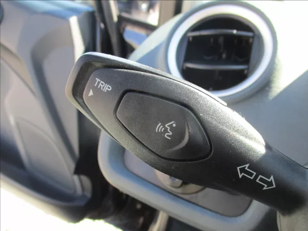 Ford Fiesta 1,2 i, aut.klima, serv.kniha, - foto 19