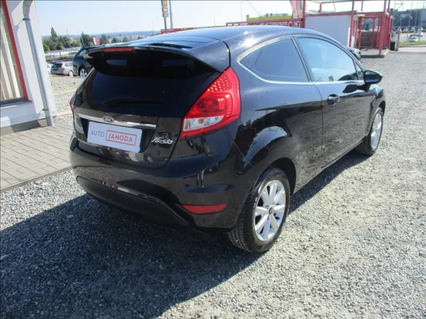 Ford Fiesta 1,2 i, aut.klima, serv.kniha, - foto 6