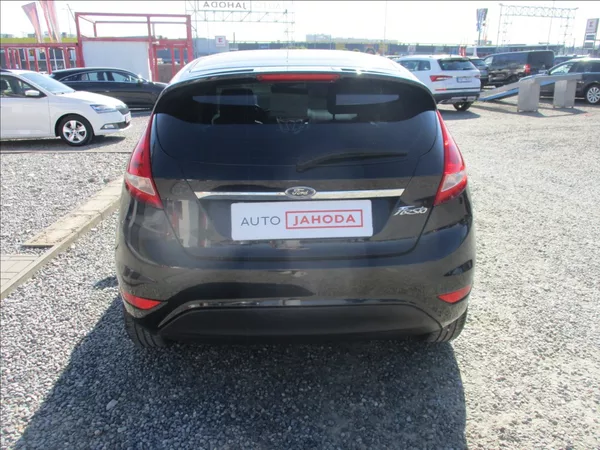 Ford Fiesta 1,2 i, aut.klima, serv.kniha, - foto 7