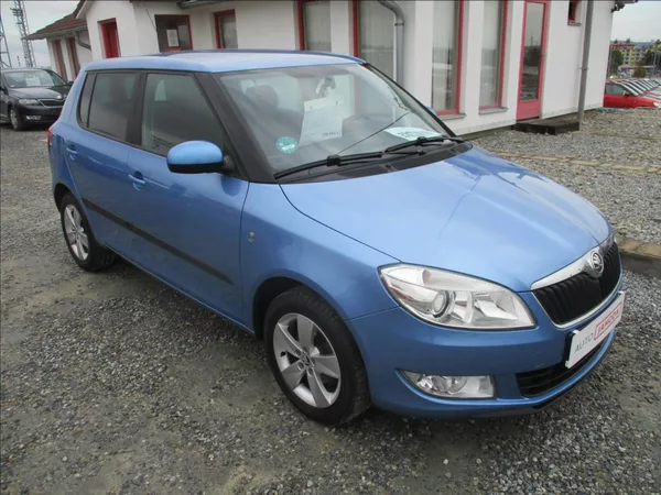Škoda Fabia 1,2 TSI,aut.klima,serv.kniha,