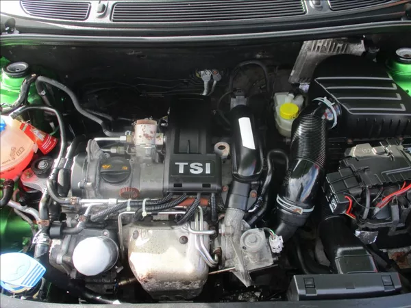 Škoda Fabia 1,2 TSI, klima, servis, tažné, - foto 27