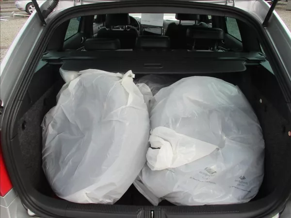 Škoda Octavia 2,0 TDI RS, aut.klima,tažné, - foto 13