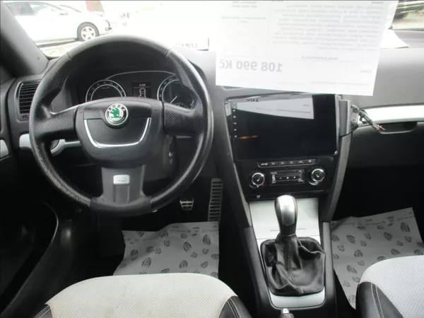 Škoda Octavia 2,0 TDI RS, aut.klima,tažné, - foto 17