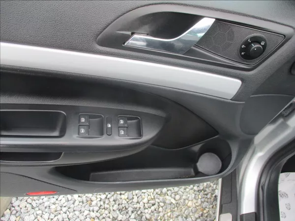 Škoda Octavia 2,0 TDI RS, aut.klima,tažné, - foto 33