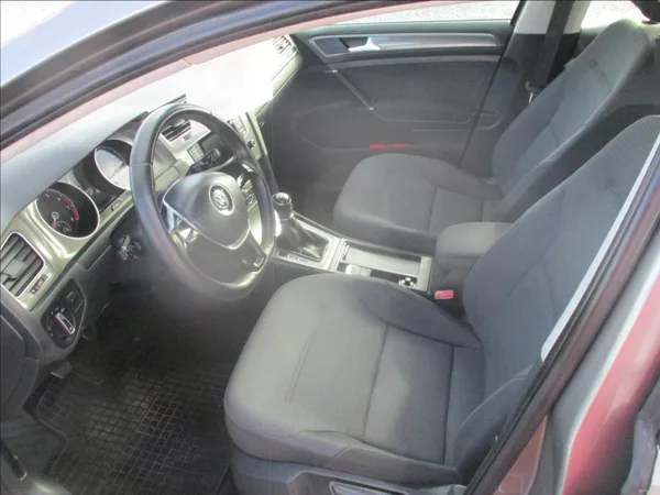 Volkswagen Golf 1,2 TSi,aut.klima.serv.kn. - foto 13