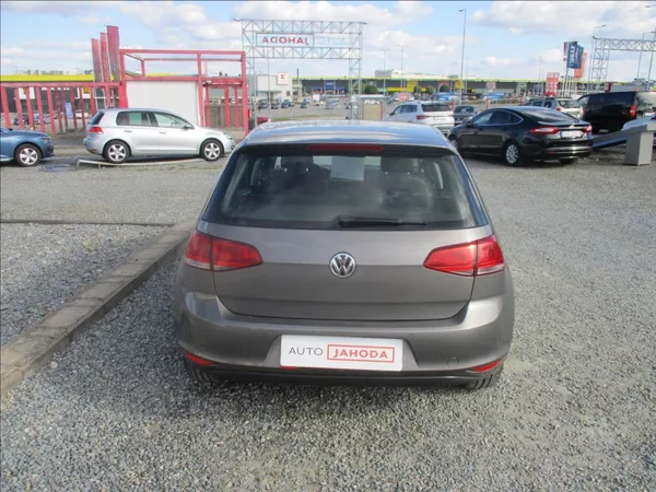 Volkswagen Golf 1,2 TSi,aut.klima.serv.kn. - foto 7