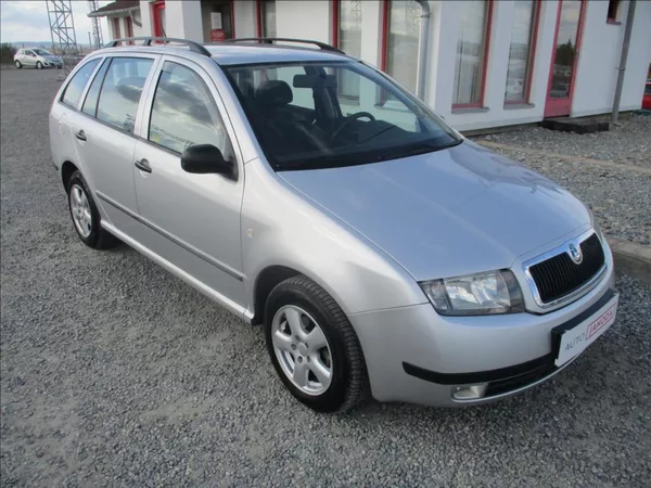 Škoda Fabia 1,2 i, 47kW,74 786km,1.maj,CZ,