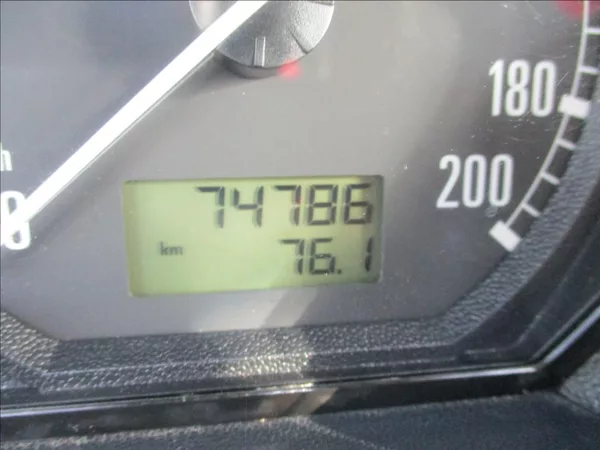 Škoda Fabia 1,2 i, 47kW,74 786km,1.maj,CZ, - foto 19
