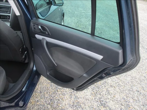 Škoda Octavia 1,4 TSI, digiklima, servis, - foto 12