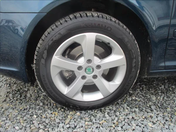 Škoda Octavia 1,4 TSI, digiklima, servis, - foto 28