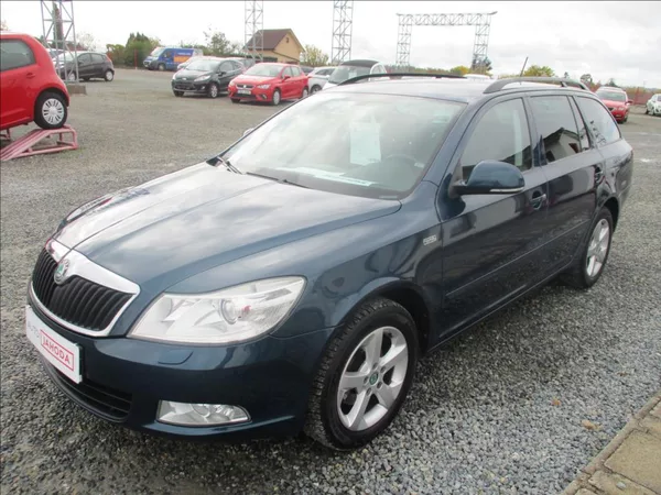 Škoda Octavia 1,4 TSI, digiklima, servis, - foto 3