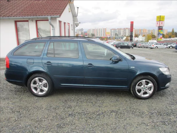Škoda Octavia 1,4 TSI, digiklima, servis, - foto 4