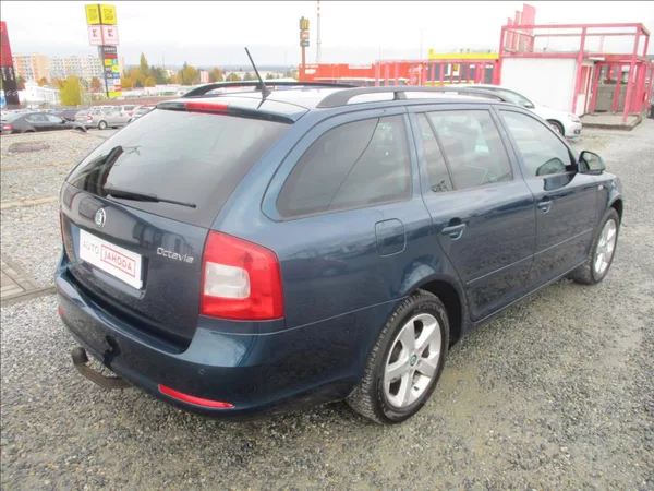 Škoda Octavia 1,4 TSI, digiklima, servis, - foto 5