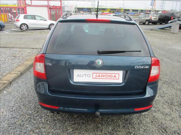 Škoda Octavia 1,4 TSI, digiklima, servis, - foto 6