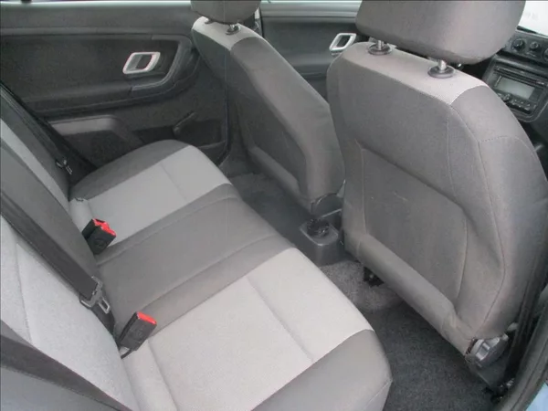 Škoda Fabia 1,4 i 16v, klima, serv.kniha, - foto 11