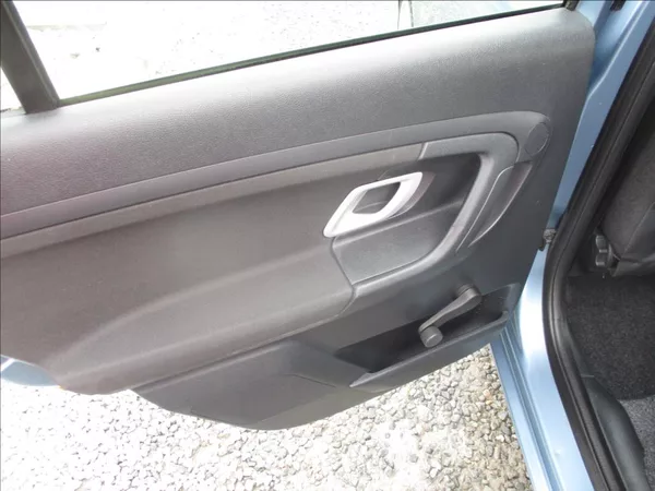 Škoda Fabia 1,4 i 16v, klima, serv.kniha, - foto 15