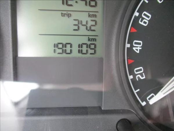 Škoda Fabia 1,4 i 16v, klima, serv.kniha, - foto 18