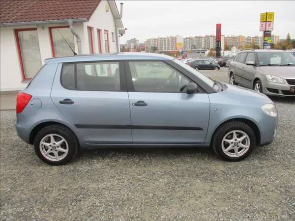 Škoda Fabia 1,4 i 16v, klima, serv.kniha, - foto 4