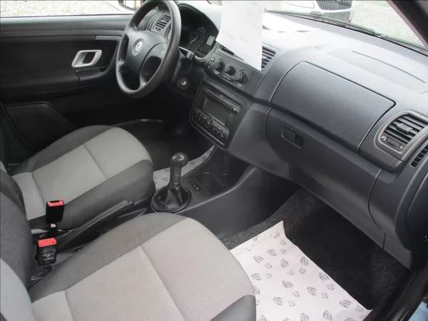 Škoda Fabia 1,4 i 16v, klima, serv.kniha, - foto 9