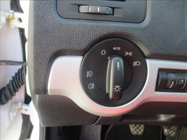 Škoda Octavia 1,4 TSi, Navi,aut.klima,servis - foto 26