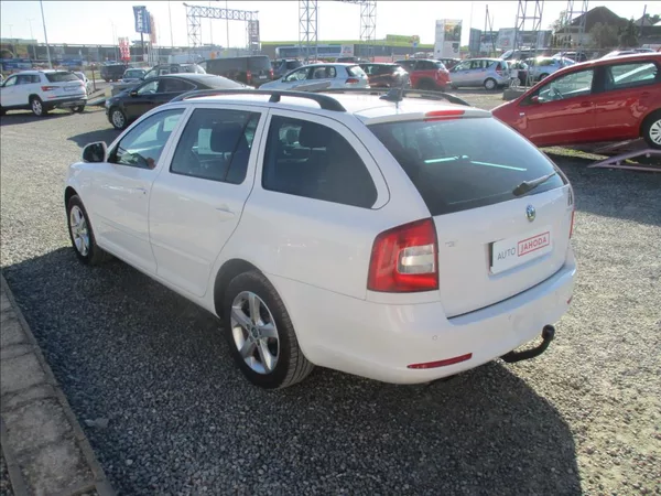 Škoda Octavia 1,4 TSi, Navi,aut.klima,servis - foto 6