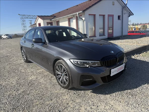 BMW Řada 3 2,0 330i, M-sport,X-drive,CZ,