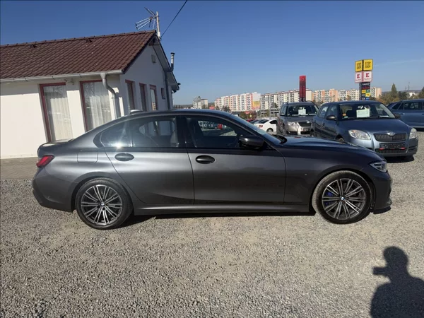 BMW Řada 3 2,0 330i, M-sport,X-drive,CZ, - foto 5