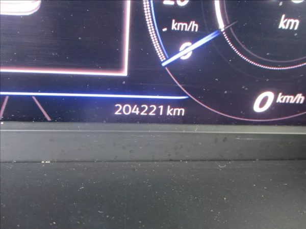 Volkswagen Passat 2,0 TDI, Elegance, DSG, servis - foto 15
