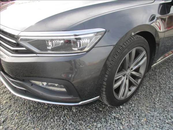 Volkswagen Passat 2,0 TDI, Elegance, DSG, servis - foto 32