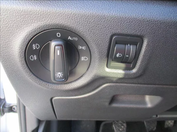 Škoda Fabia 1,0 TSI, Style,81kW,servis,CZ, - foto 23